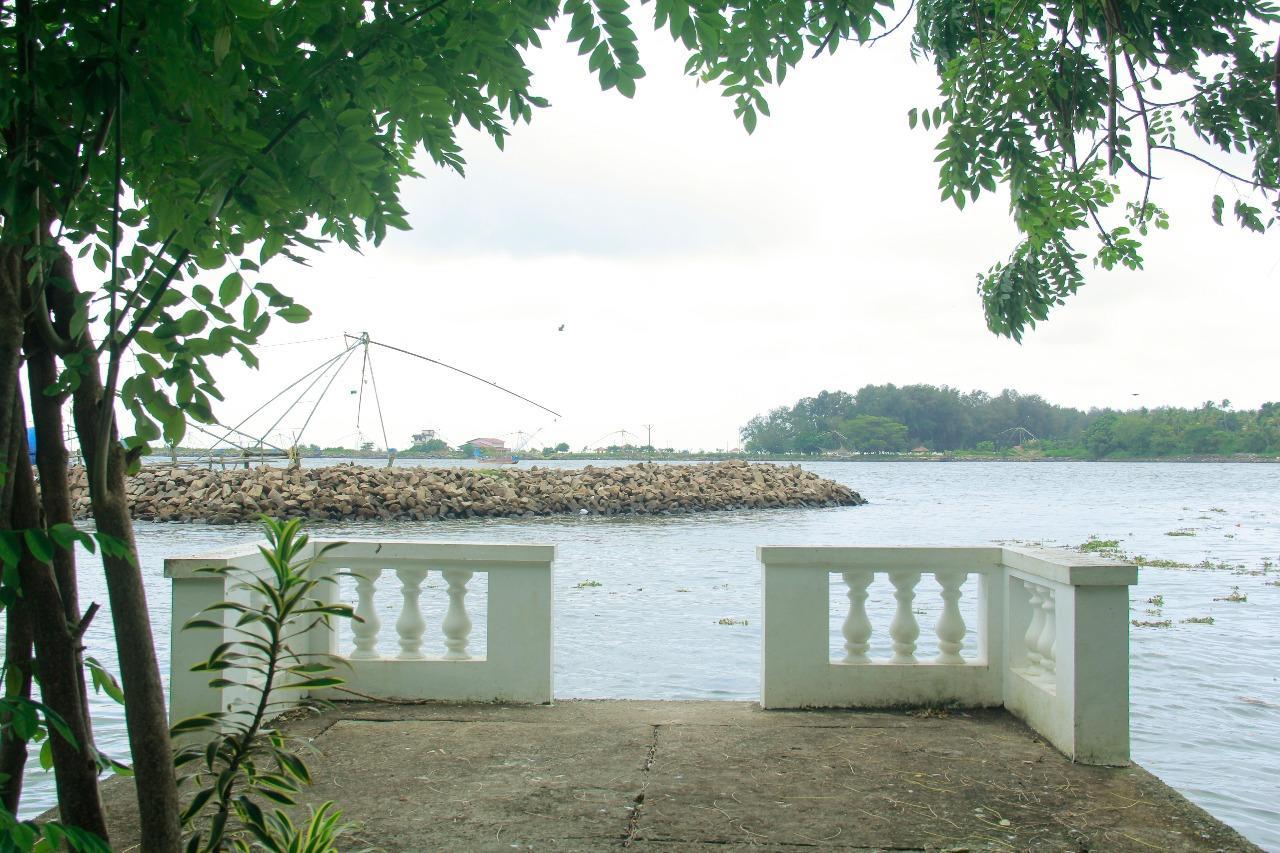 ホテルMuziris Harbour View Kochi エクステリア 写真