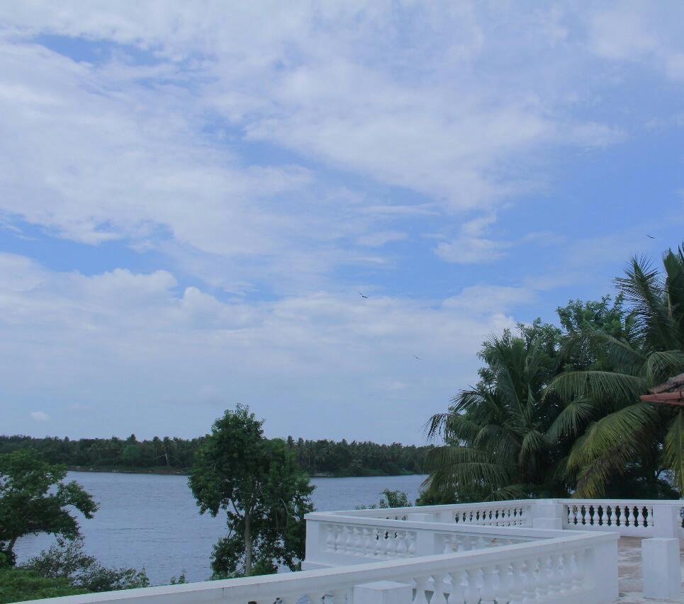 ホテルMuziris Harbour View Kochi エクステリア 写真