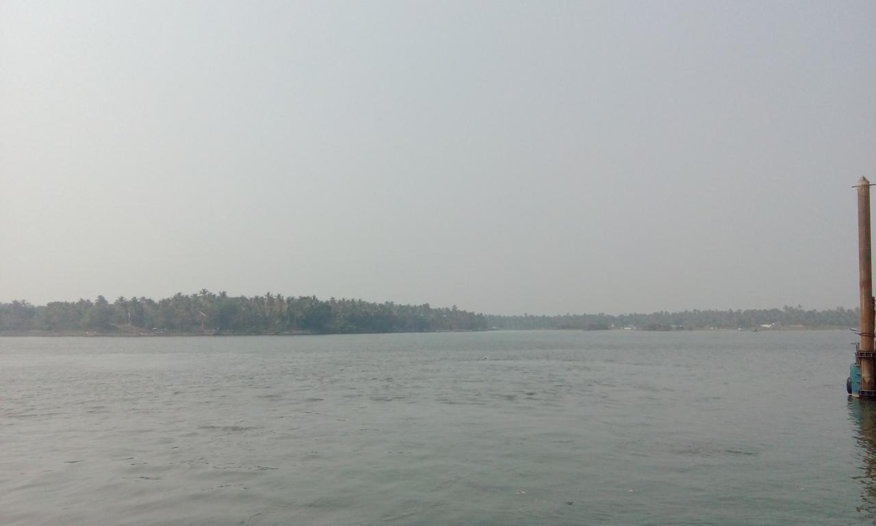 ホテルMuziris Harbour View Kochi エクステリア 写真